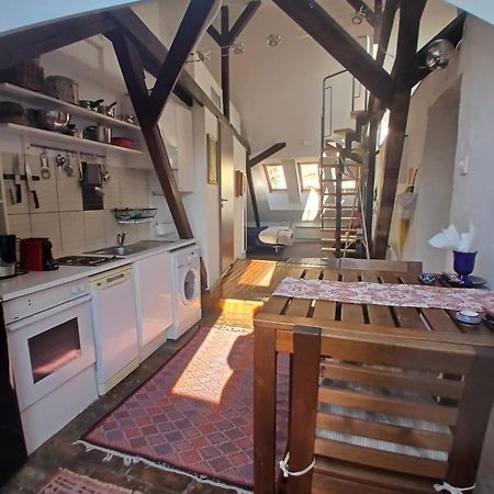 شقة Cozy Panorama At The Castle بودابست المظهر الخارجي الصورة
