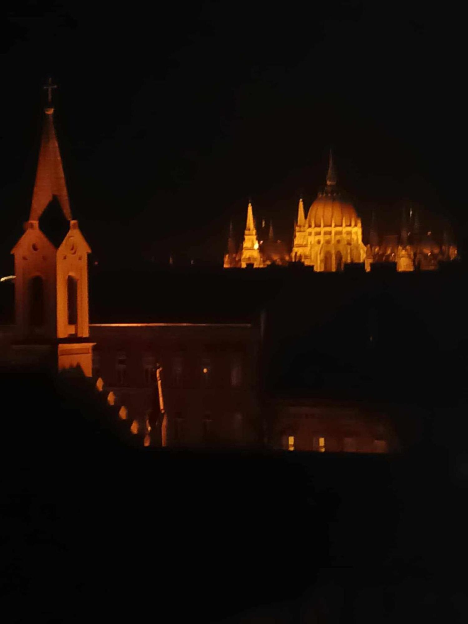 شقة Cozy Panorama At The Castle بودابست المظهر الخارجي الصورة